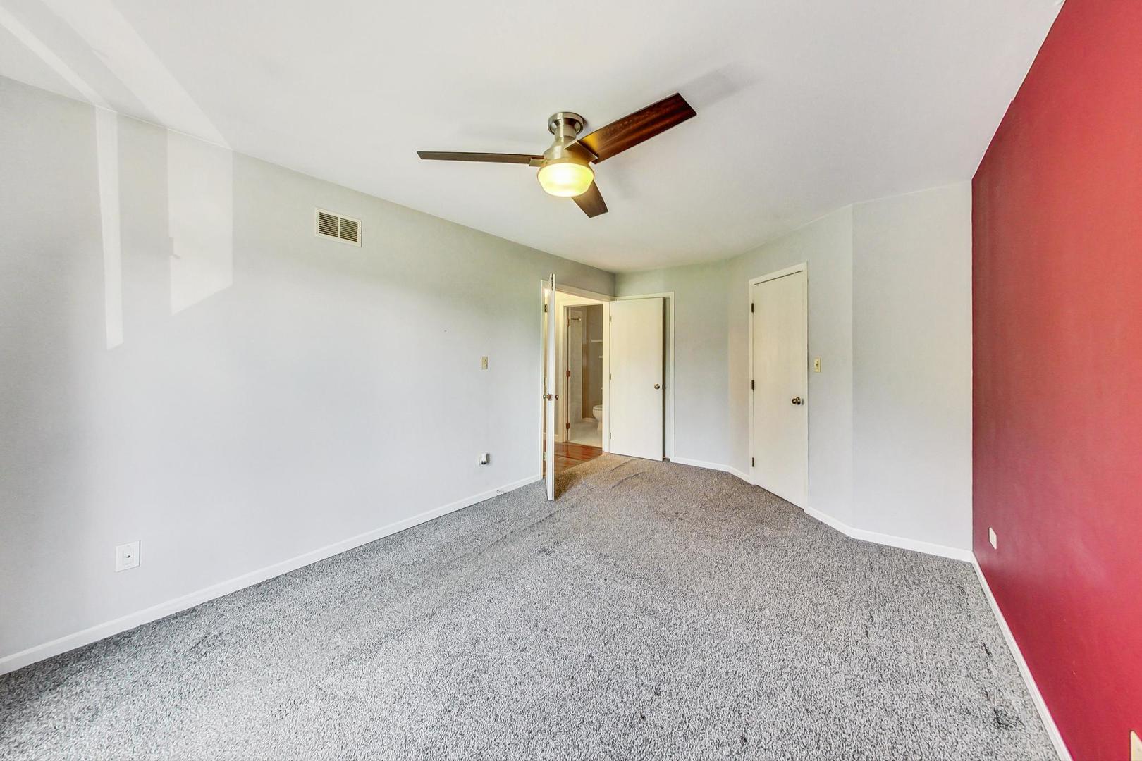 2319 Olde Mill Road Plainfield, IL 60586 - Photo 16 of 36