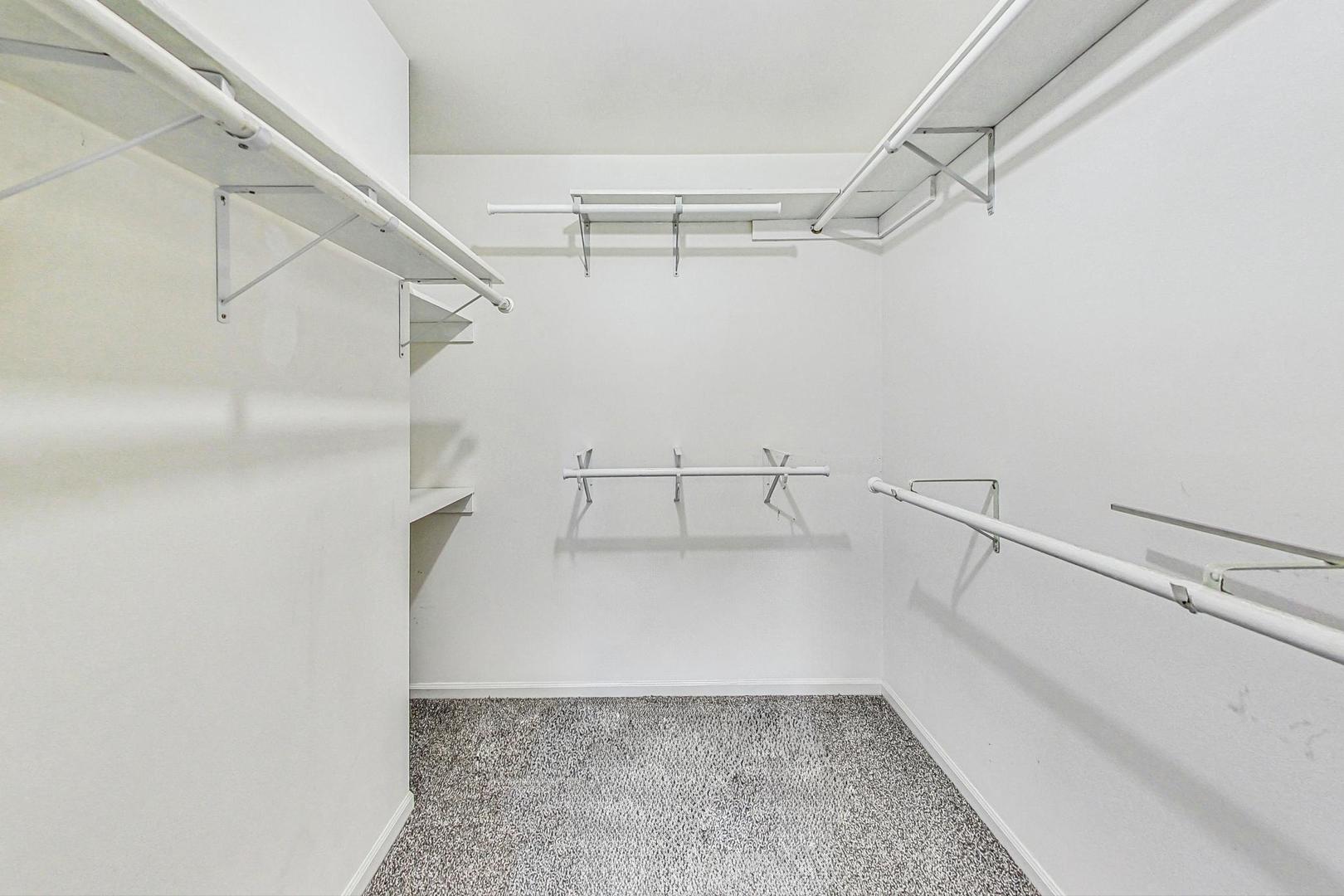 2319 Olde Mill Road Plainfield, IL 60586 - Photo 17 of 36