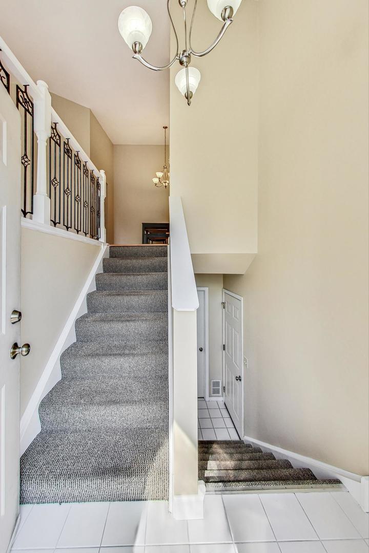 2319 Olde Mill Road Plainfield, IL 60586 - Photo 3 of 36