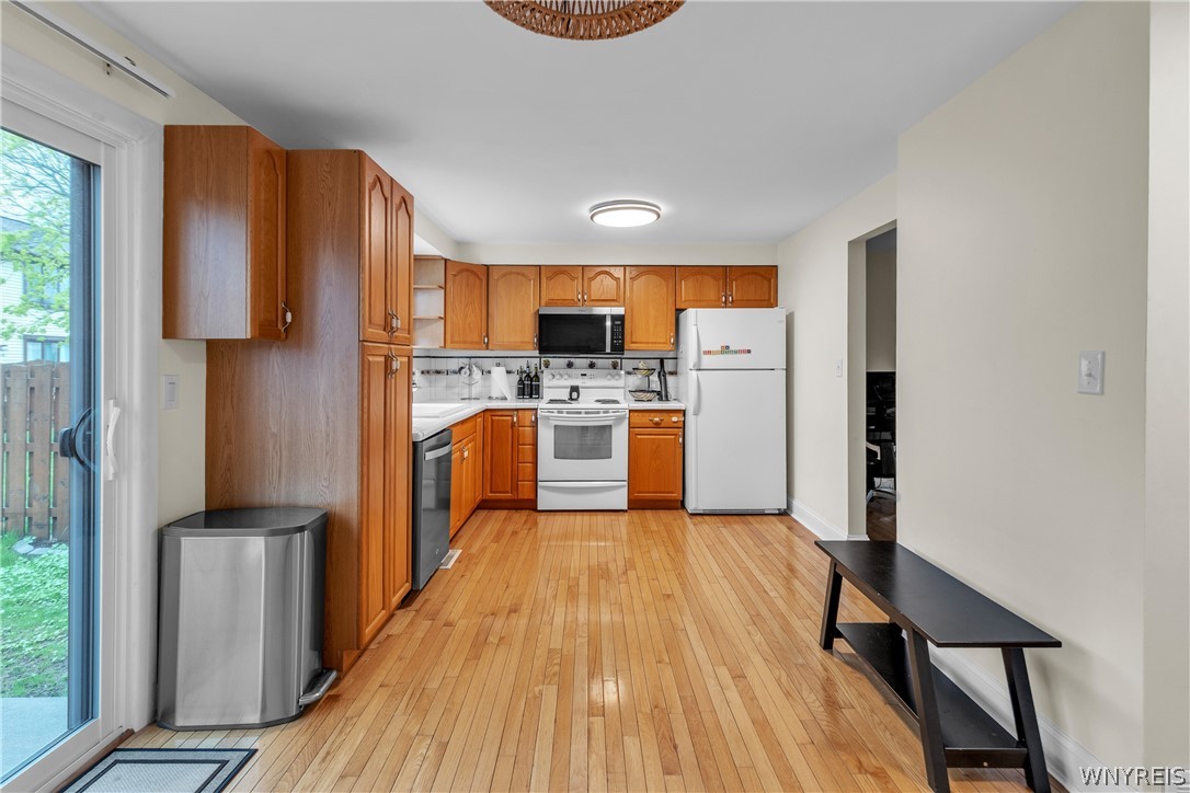 1202 Charlesgate Circle Amherst, NY 14051 - Photo 17 of 35