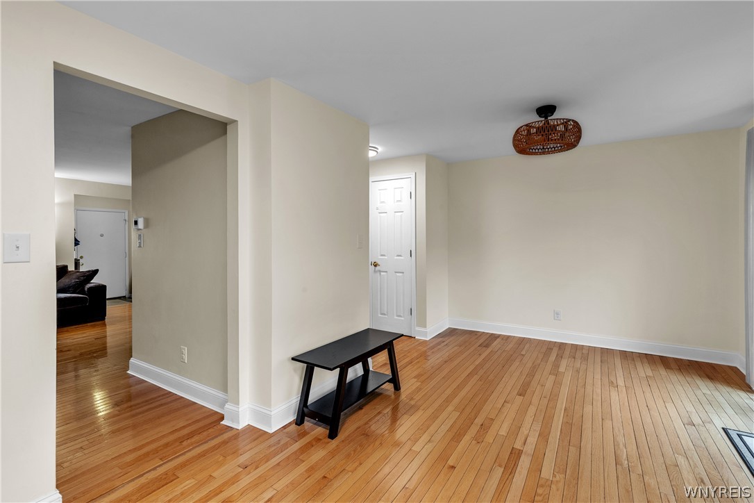 1202 Charlesgate Circle Amherst, NY 14051 - Photo 23 of 35