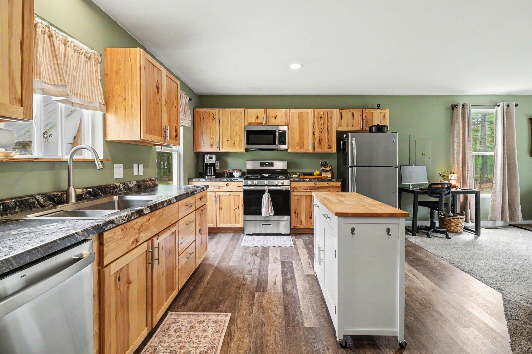 734 Skocelas Road North Manistee, MI 49660 - Photo 13 of 29 012_file_7119