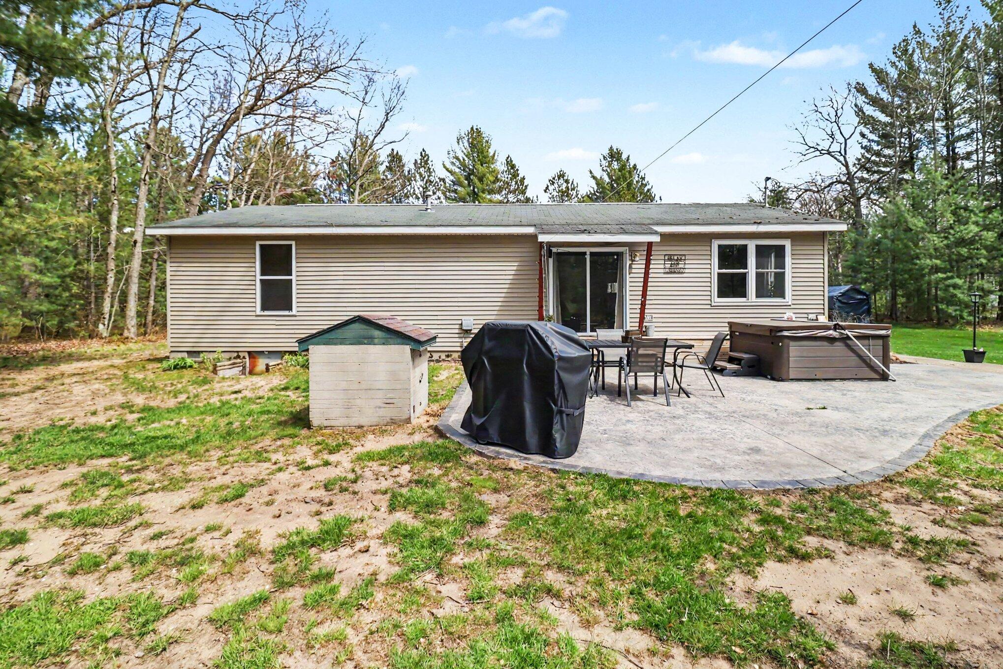 734 Skocelas Road North Manistee, MI 49660 - Photo 23 of 29 022_file_7045