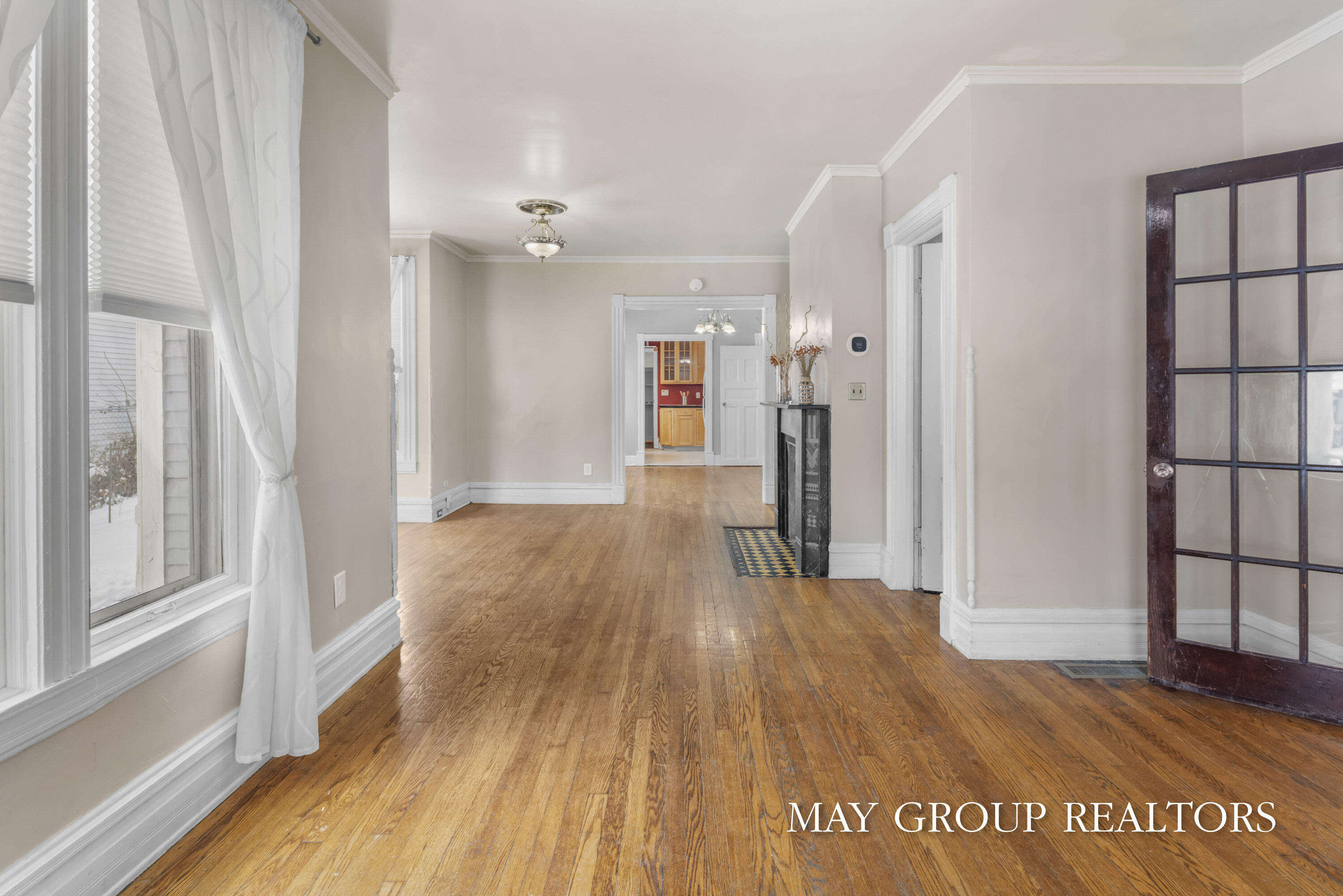 321 Henry Avenue Southeast Grand Rapids, MI 49503 - Photo 9 of 68 Lower Unit