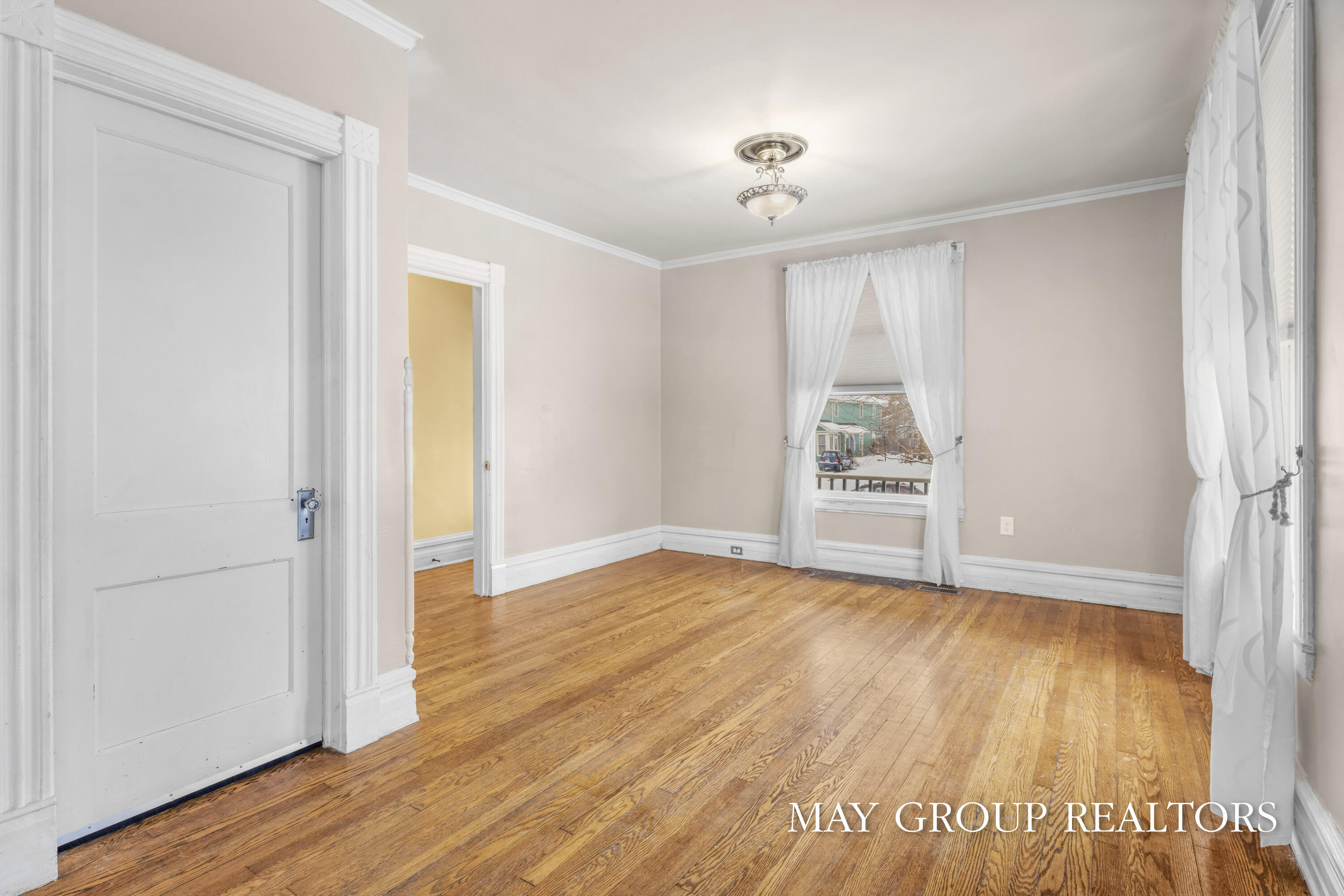 321 Henry Avenue Southeast Grand Rapids, MI 49503 - Photo 10 of 68 Lower Unit