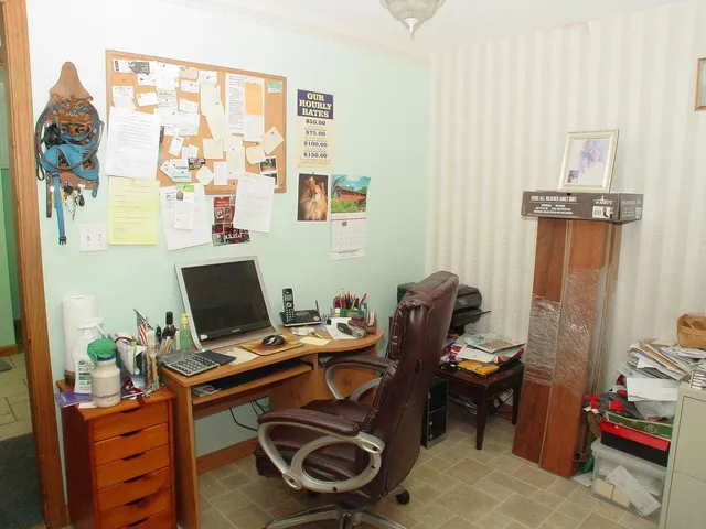 $189,900 | 348-350 Lakeview Road, Glenburn, ME 04401