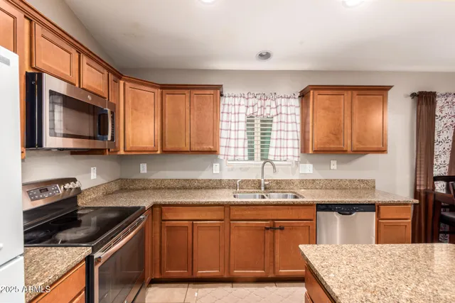 $378,999 | 21686 West Hess Avenue, Buckeye, AZ 85326