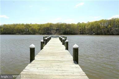 3275 Breckenridge Way Riva, MD 21140 - Photo 29 of 30 Community Pier
