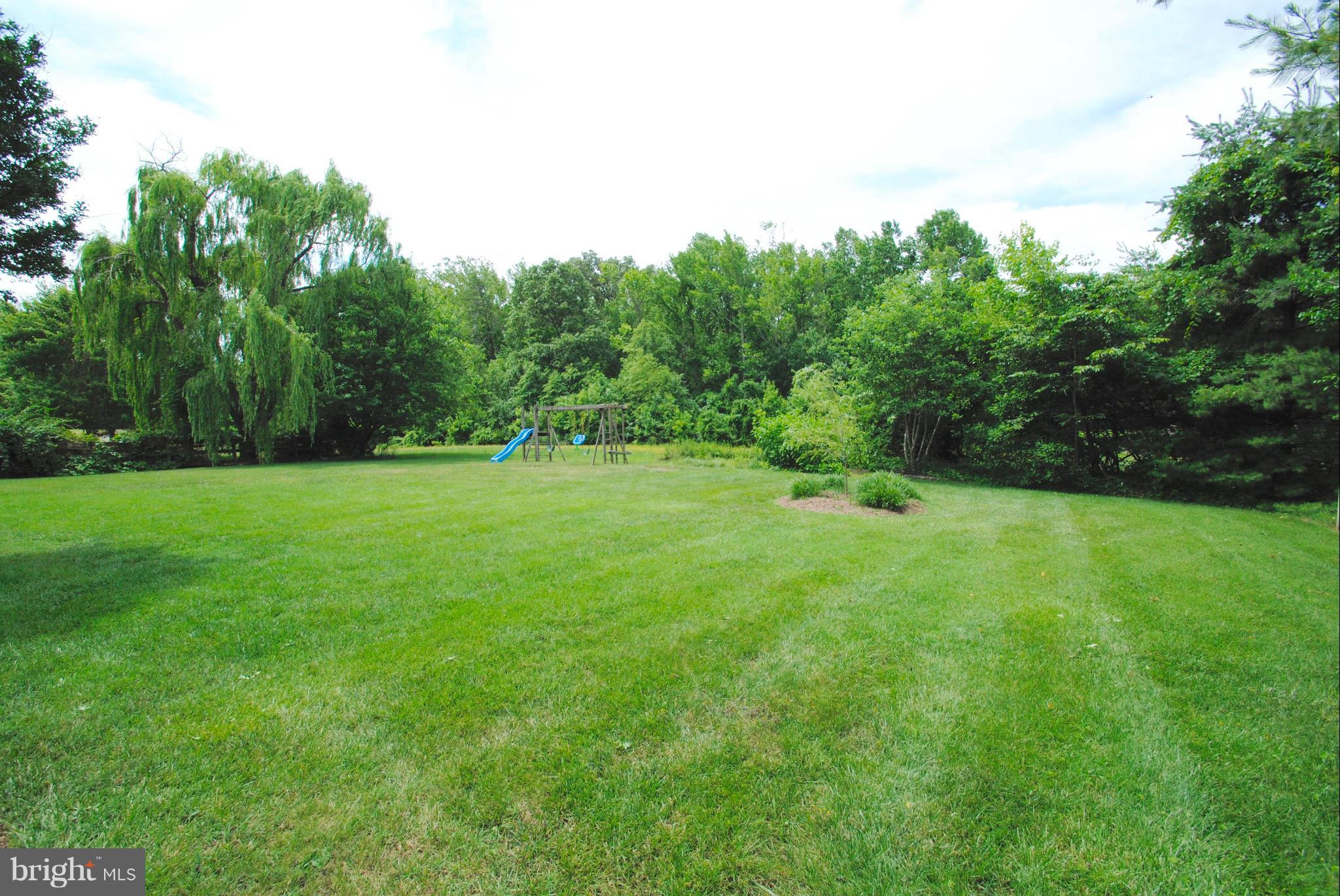 3275 Breckenridge Way Riva, MD 21140 - Photo 8 of 30 LEVEL rear yard backing to woods