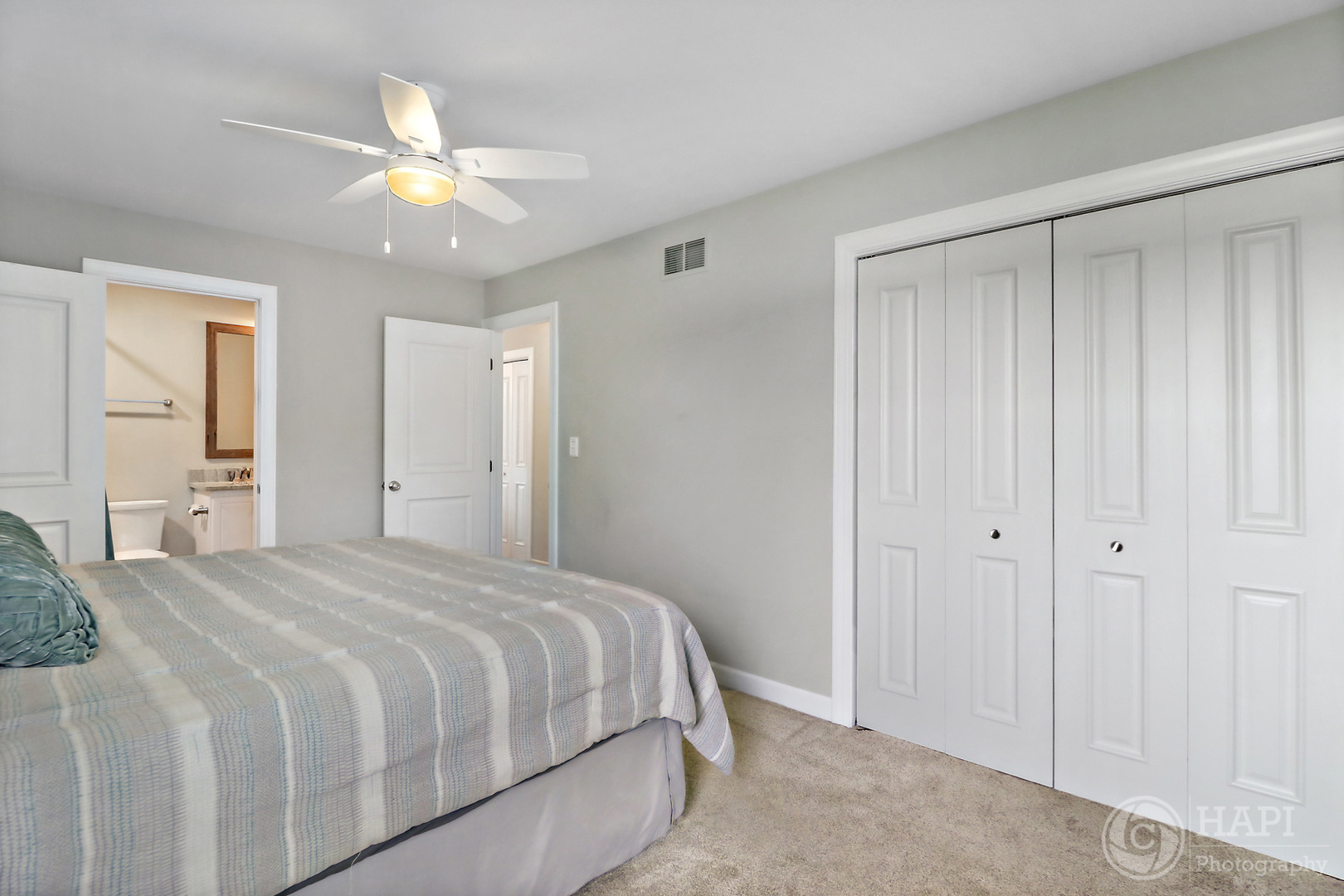 507 Beck Road Lindenhurst, IL 60046 - Photo 13 of 33