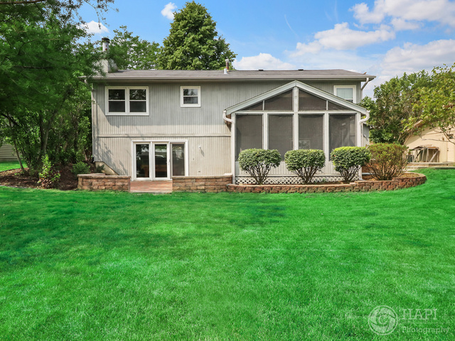 507 Beck Road Lindenhurst, IL 60046 - Photo 27 of 33