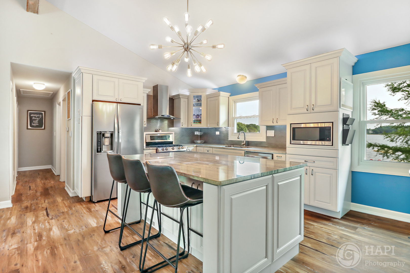 507 Beck Road Lindenhurst, IL 60046 - Photo 4 of 33