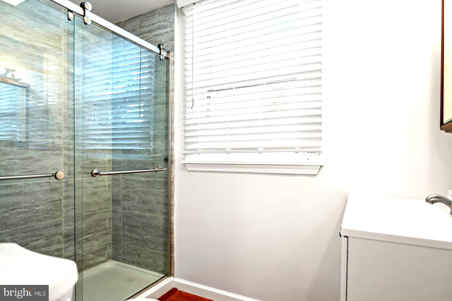 221 Golf Hills Road Havertown, PA 19083 - Photo 20 of 35