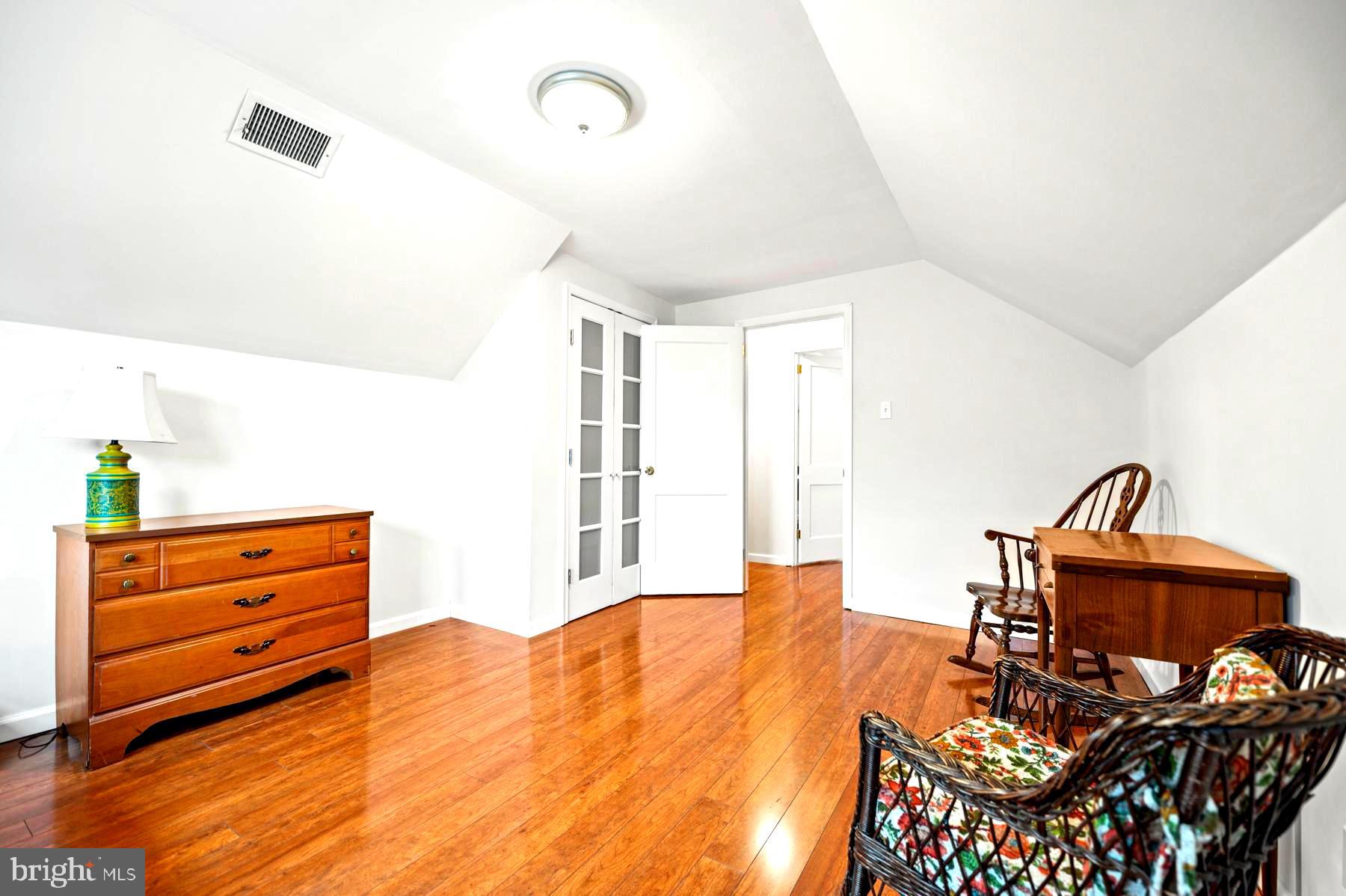 221 Golf Hills Road Havertown, PA 19083 - Photo 23 of 35