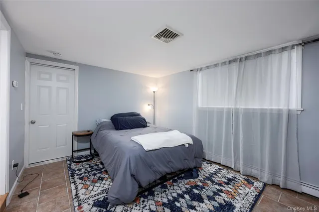 $2,100 | 4 Woodbine Drive, Unit 2, Mahopac, NY 10541