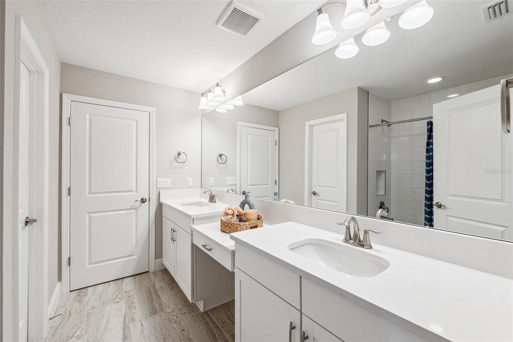 4275 Burdick Loop Odessa, FL 33556 - Photo 44 of 74
