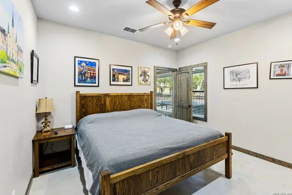 $939,000 | 1644 Mountain Vly Drive, Concan, TX 78838