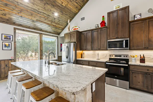 $939,000 | 1644 Mountain Vly Drive, Concan, TX 78838