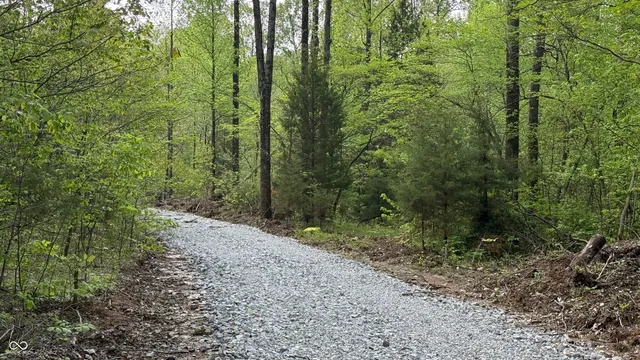 $209,900 | 4 Fiscus Cemetery Road, Coal City, IN 47427