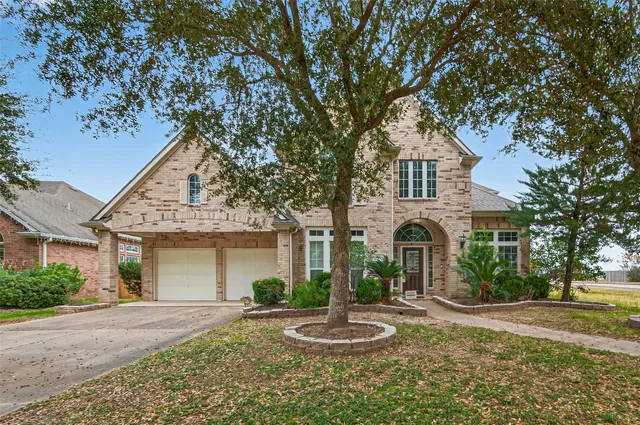 $3,200 | 5215 Field Briar Lane, Sugar Land, TX 77479