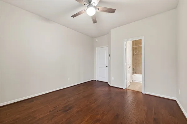 $3,200 | 5215 Field Briar Lane, Sugar Land, TX 77479