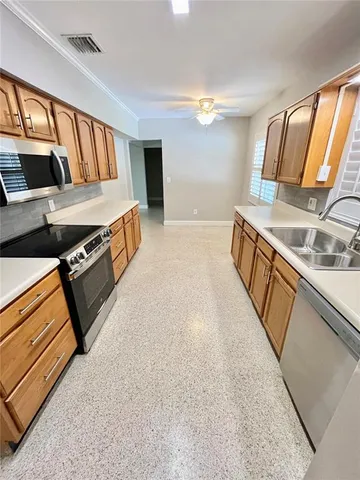 $4,250 | 1060 Jesse Avenue, Safety Harbor, FL 34695