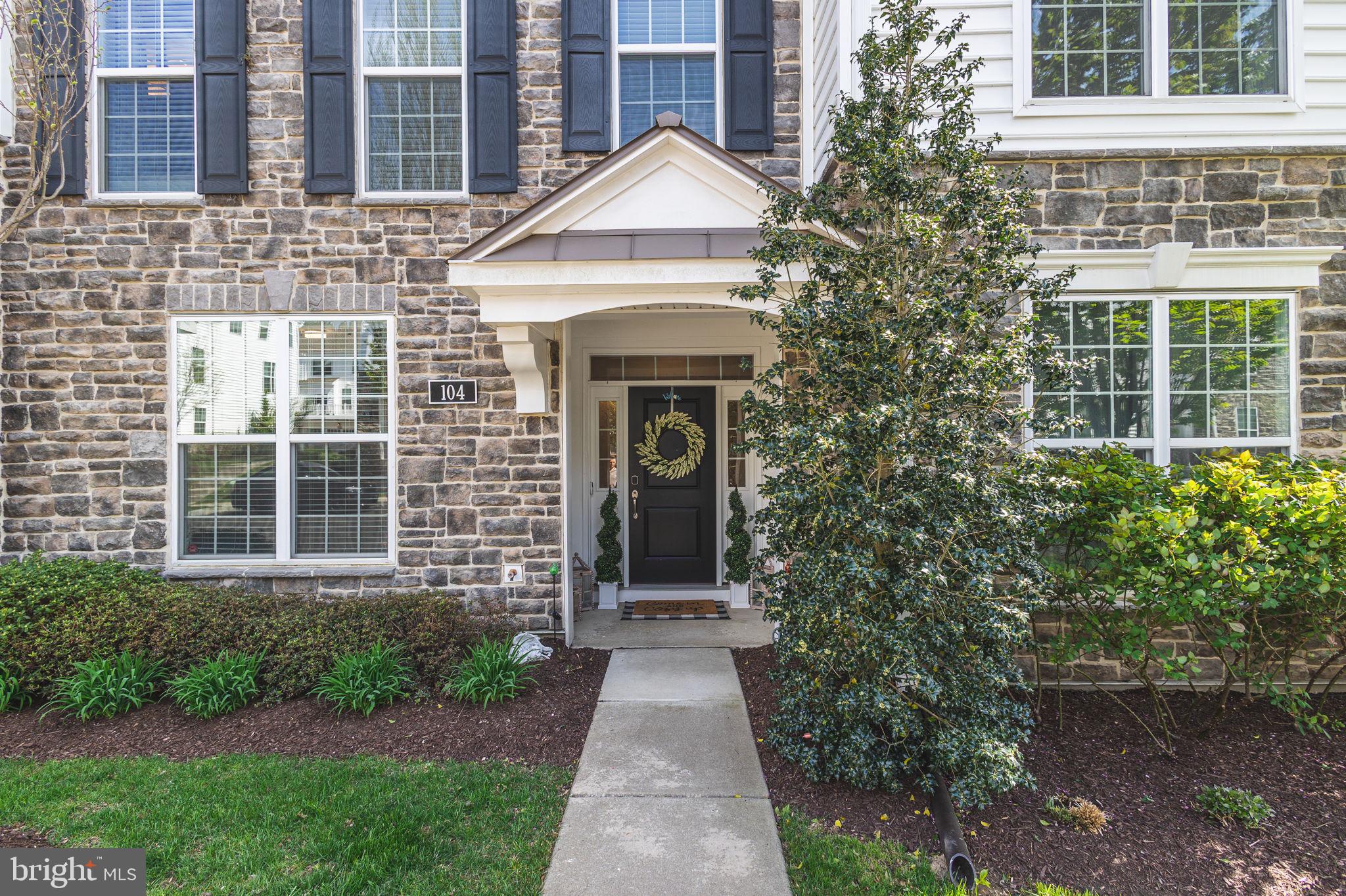 104 Jackdaw Alley Springfield, PA 19064 - Photo 2 of 41