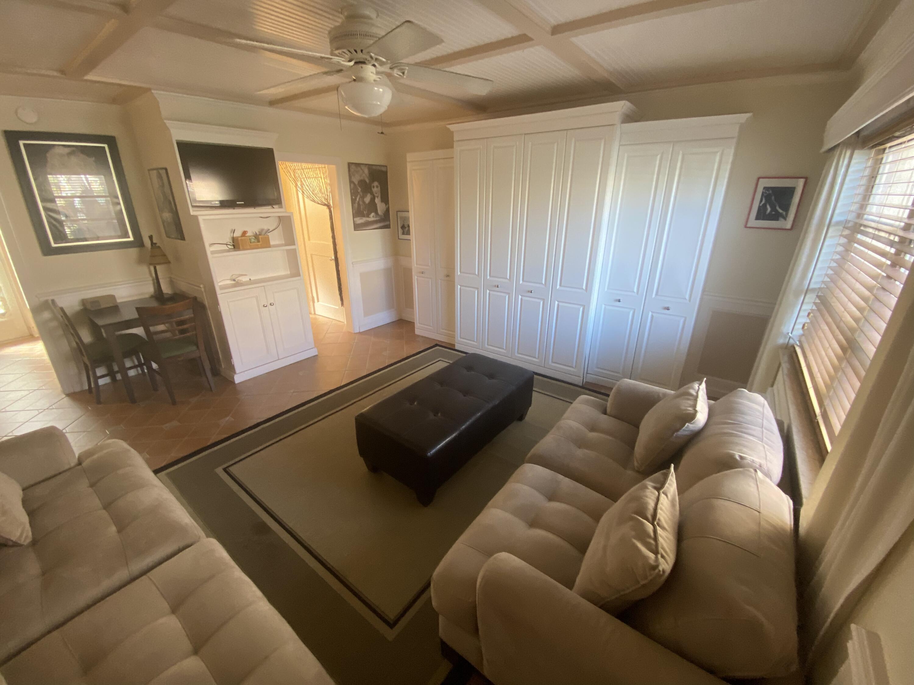 101 South Golfview Road, Unit 5 Lake Worth Beach, FL 33460 - Photo 10 of 17 44ADB6DF-F88C-42BC-98F5-48197D3CD1BA