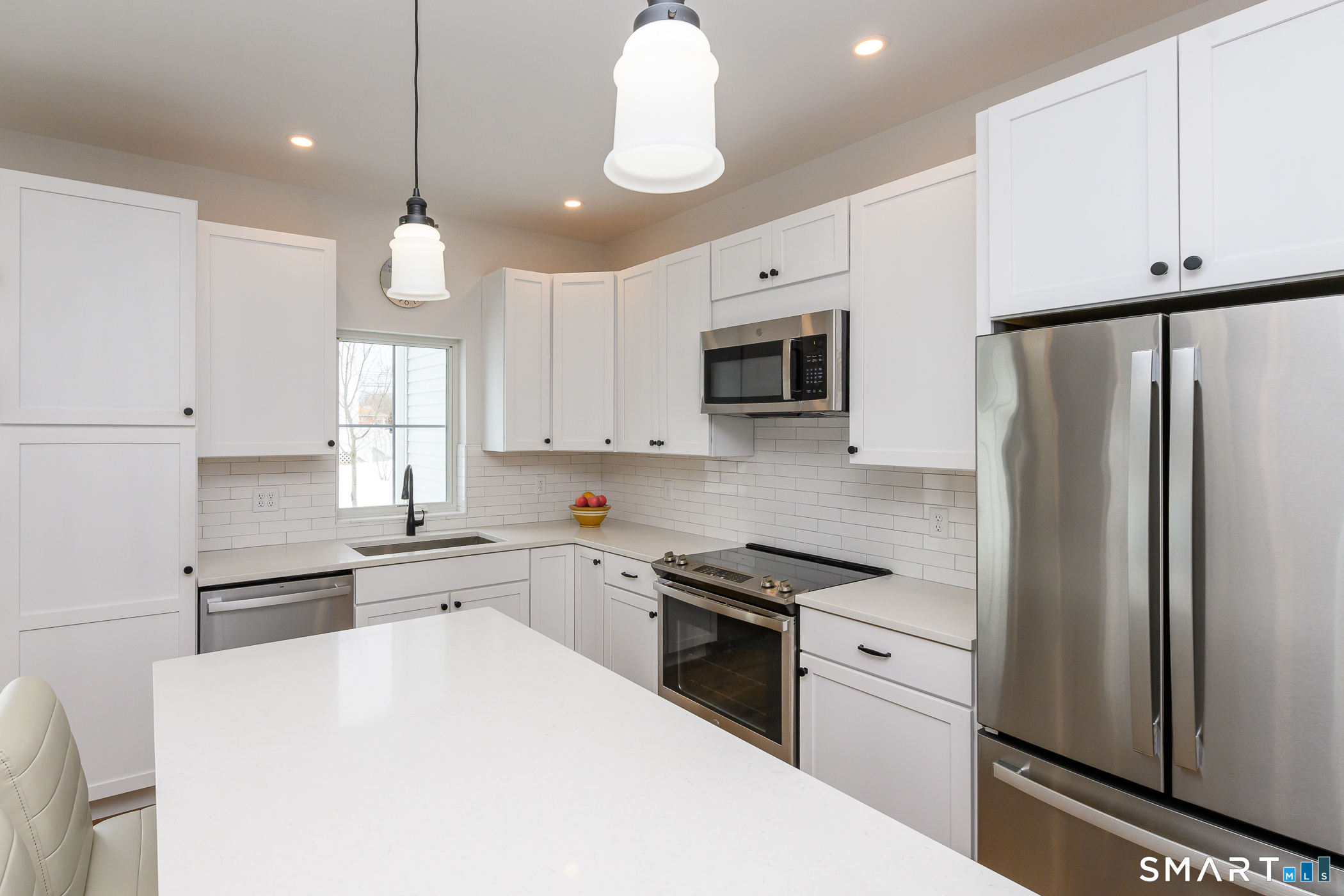138 Boston Post Road, Unit 2 East Lyme, CT 06333 - Photo 5 of 30