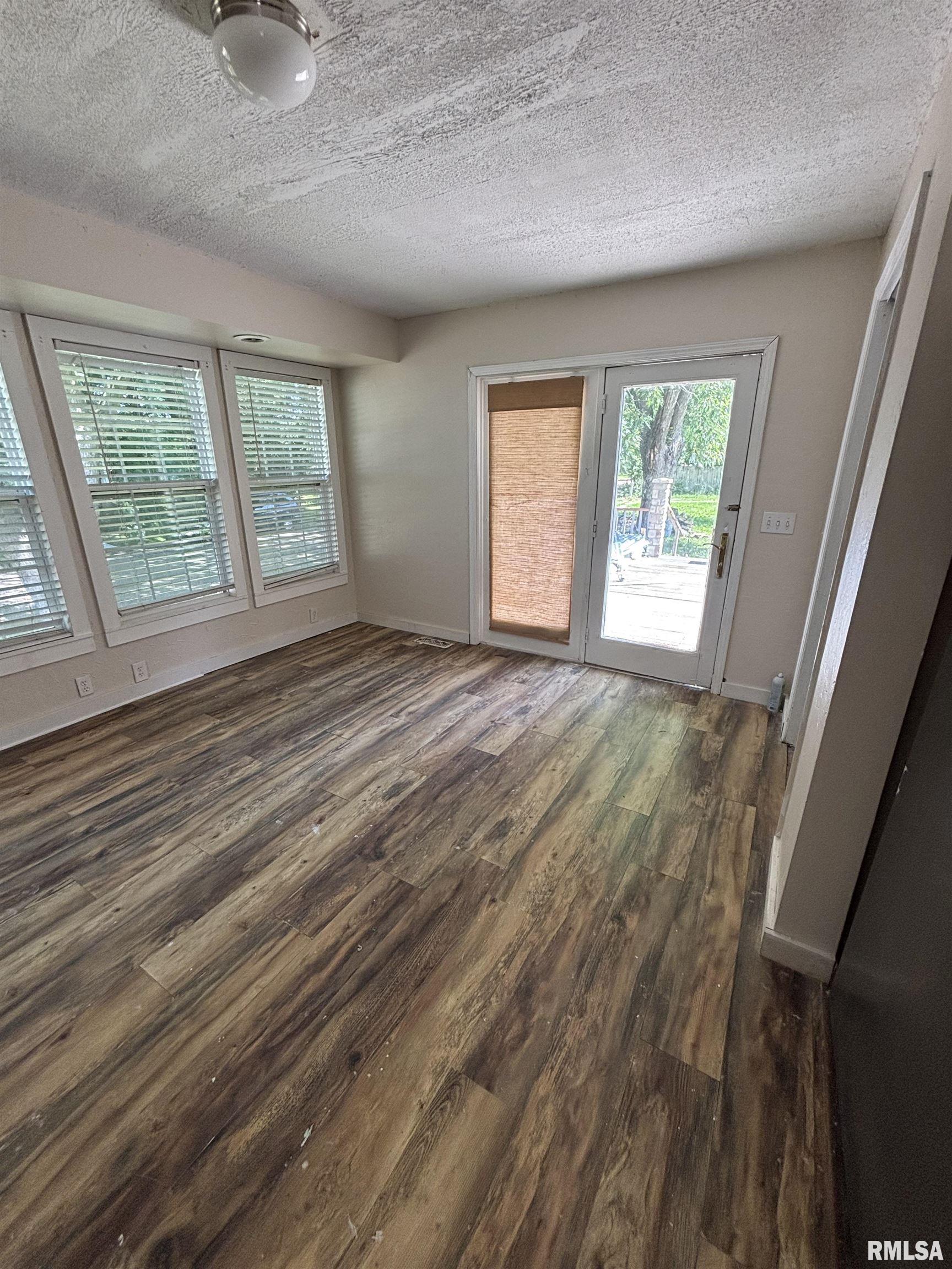 295 West Barnes Street Bushnell, IL 61422 - Photo 52 of 96