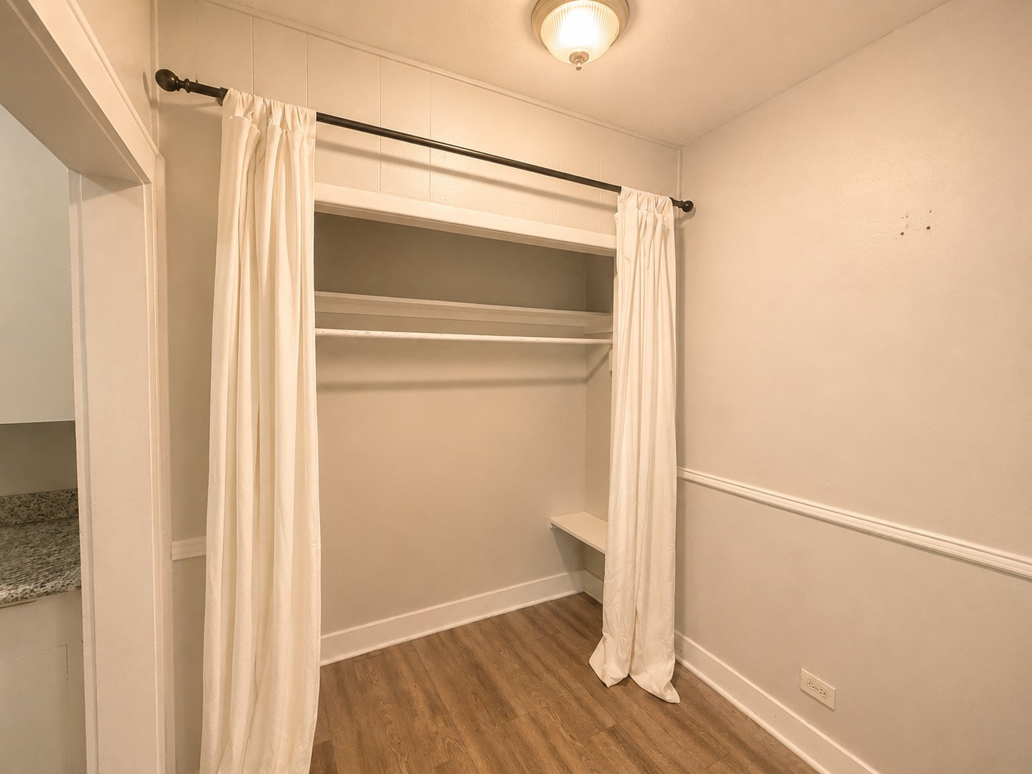 3902 Video Street Dickinson, TX 77539 - Photo 7 of 24 Large Closet