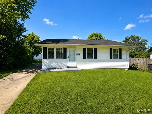 $99,900 | 6005 Shillington Drive, Berkeley, MO 63134