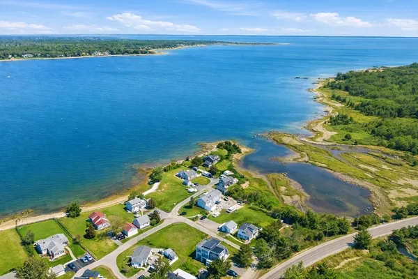 $2,200,000 | 1 Starboard Way, Mattapoisett, MA 02739