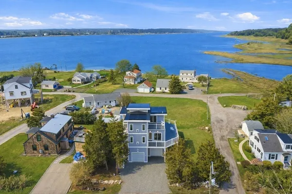 $2,200,000 | 1 Starboard Way, Mattapoisett, MA 02739