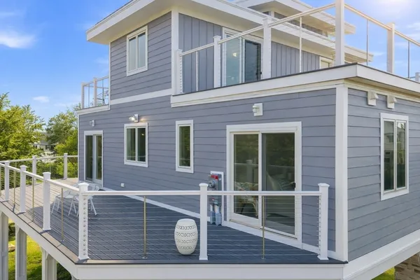 $2,200,000 | 1 Starboard Way, Mattapoisett, MA 02739