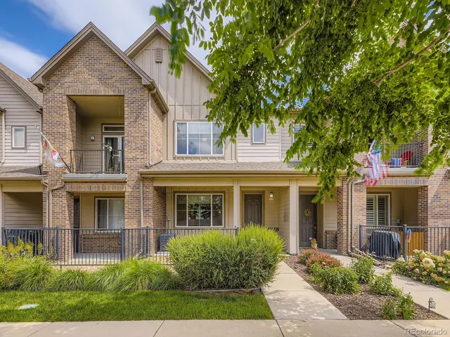 $520,000 | 600 East Dry Creek Place, Littleton, CO 80122