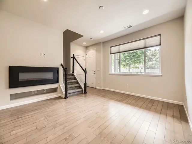 $520,000 | 600 East Dry Creek Place, Littleton, CO 80122