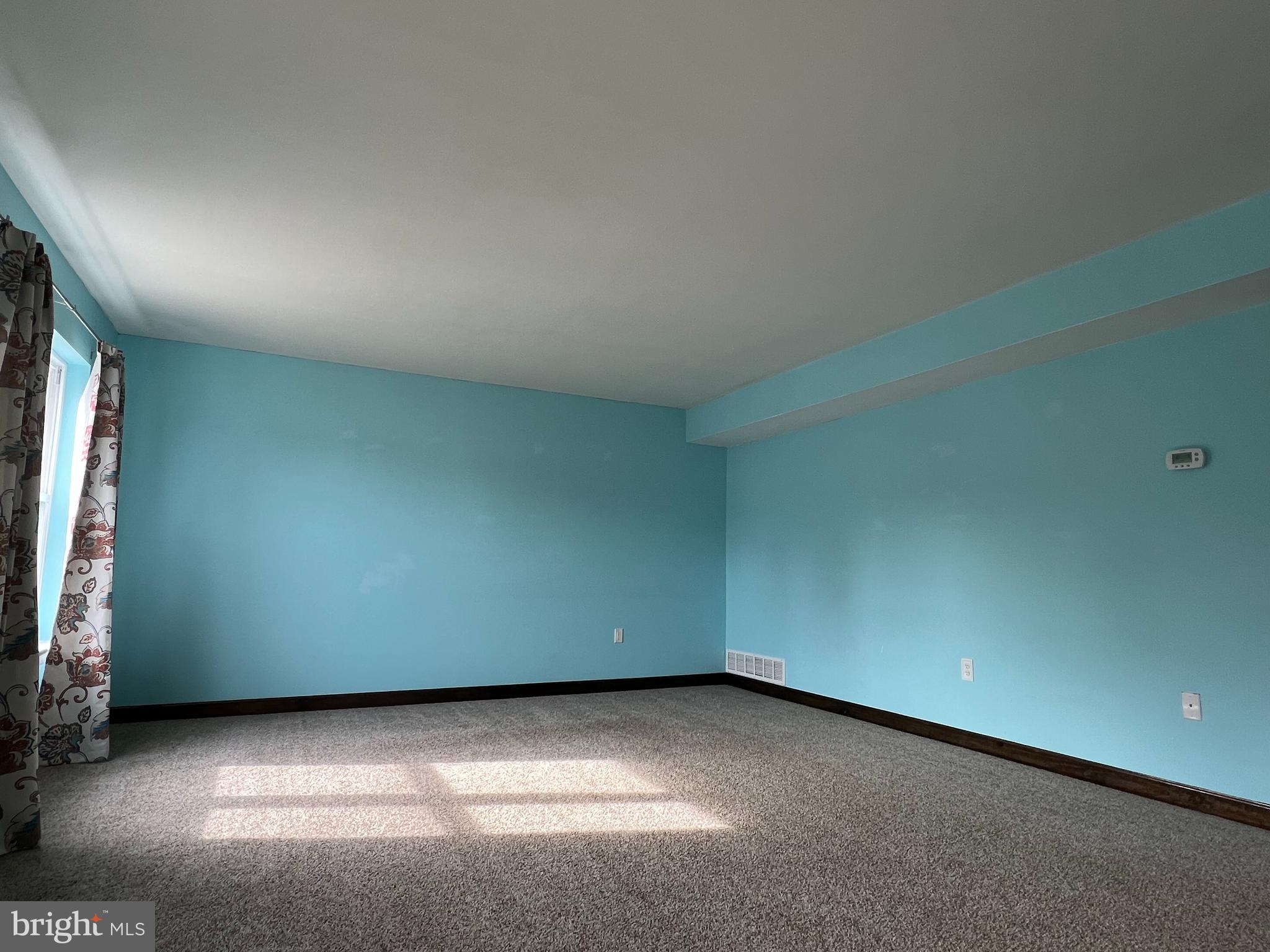 30 Louise Court Rising Sun, MD 21911 - Photo 5 of 33 Large living space