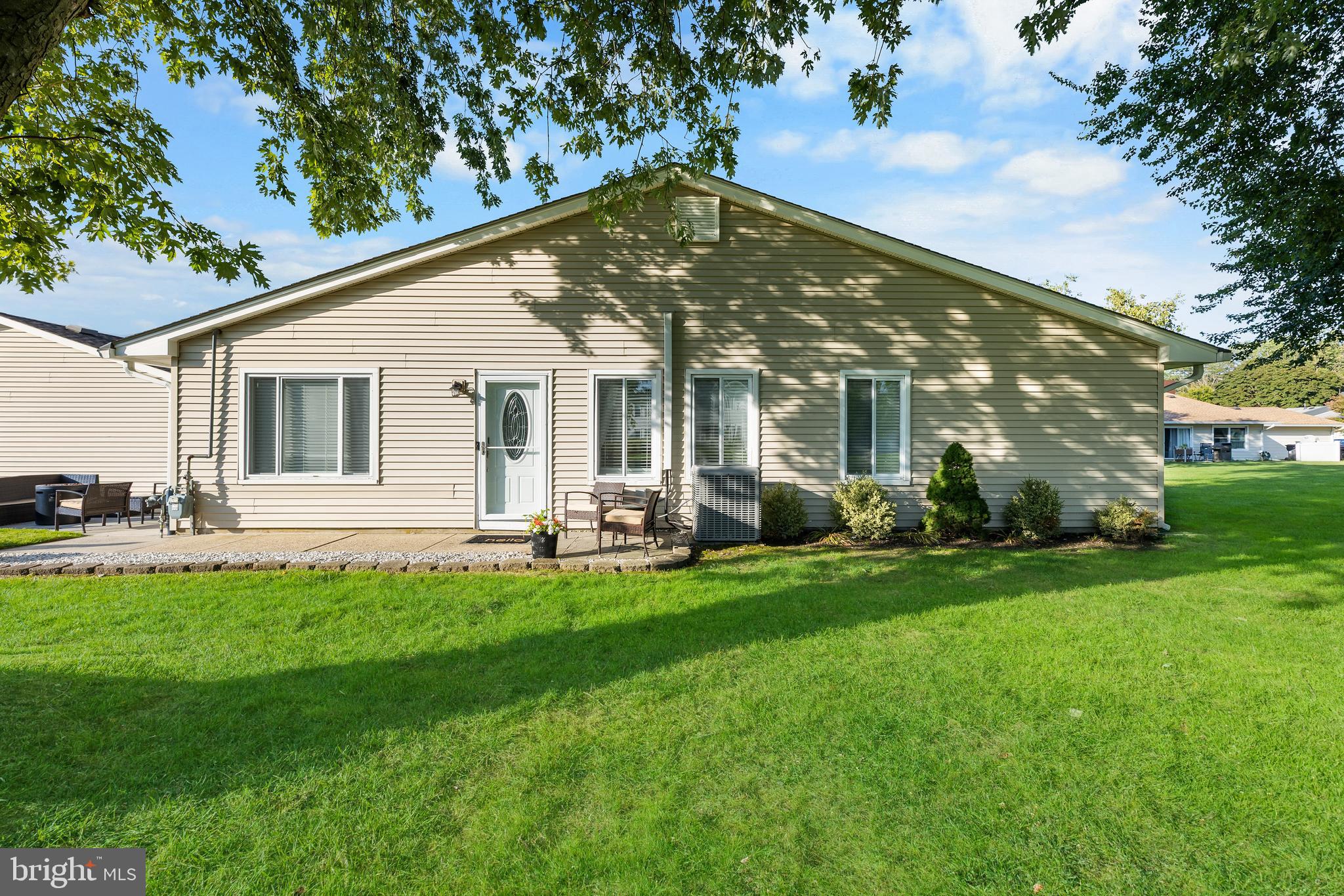 7 Arlene Court Brick, NJ 08724 - Photo 2 of 38