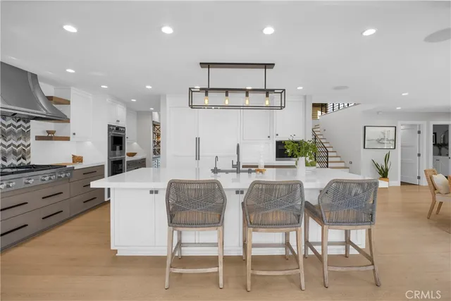 $3,499,000 | 6712 Morning Tide Drive, Huntington Beach, CA 92648