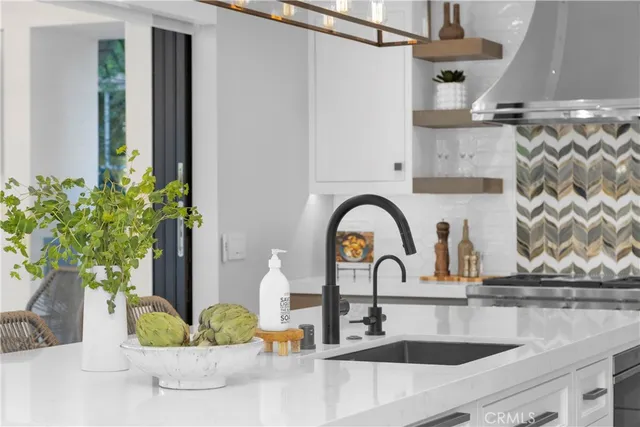 $3,499,000 | 6712 Morning Tide Drive, Huntington Beach, CA 92648