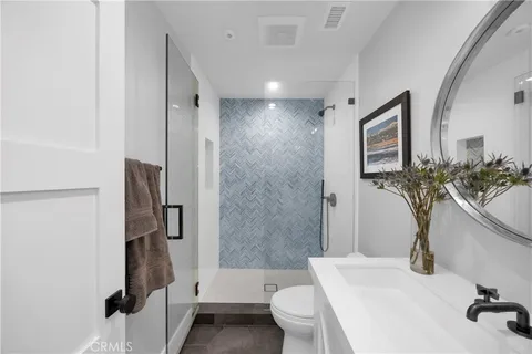 $3,499,000 | 6712 Morning Tide Drive, Huntington Beach, CA 92648