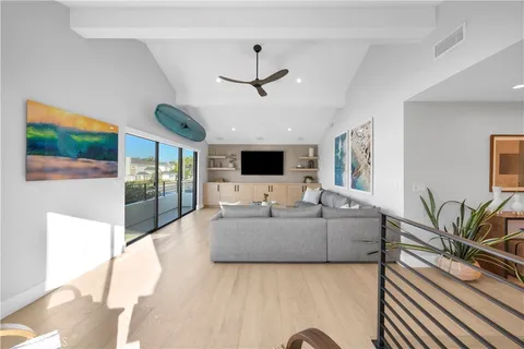 $3,499,000 | 6712 Morning Tide Drive, Huntington Beach, CA 92648