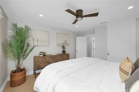 $3,499,000 | 6712 Morning Tide Drive, Huntington Beach, CA 92648