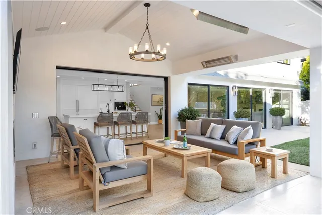 $3,499,000 | 6712 Morning Tide Drive, Huntington Beach, CA 92648