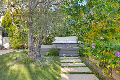 $3,499,000 | 6712 Morning Tide Drive, Huntington Beach, CA 92648