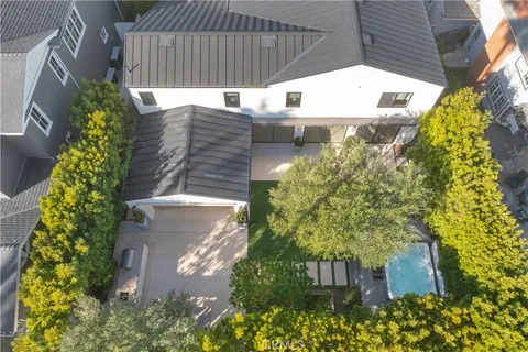 $3,499,000 | 6712 Morning Tide Drive, Huntington Beach, CA 92648