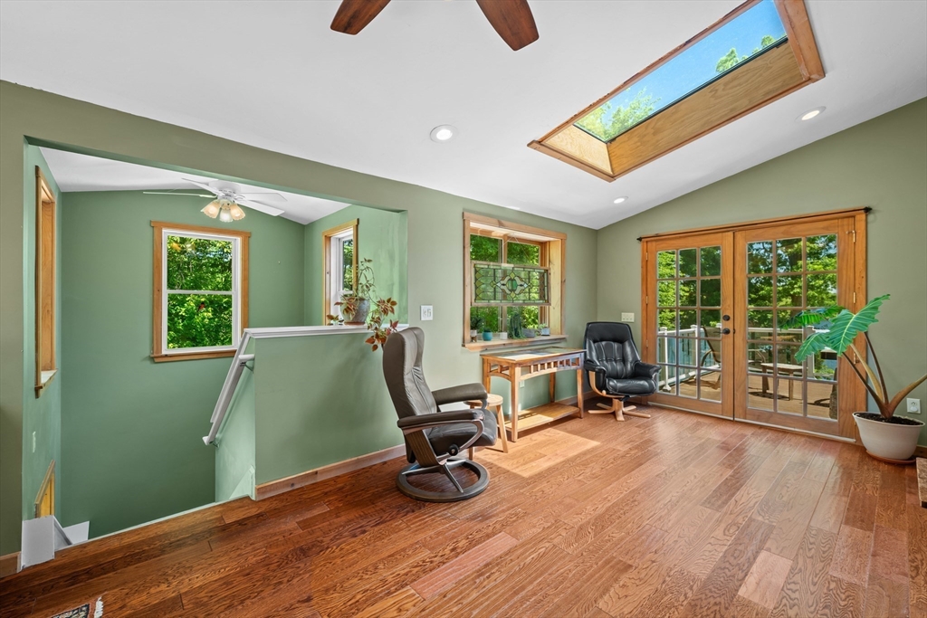 21 Carrier Lane Sutton, MA 01590 - Photo 18 of 42