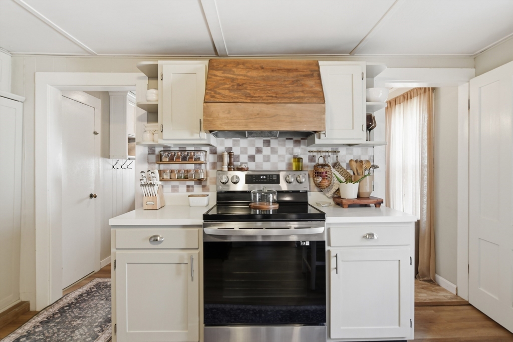 53 Chestnut Street Ware, MA 01082 - Photo 11 of 42