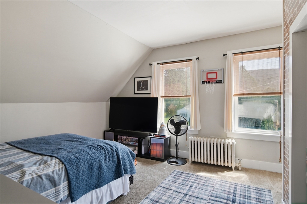 53 Chestnut Street Ware, MA 01082 - Photo 32 of 42